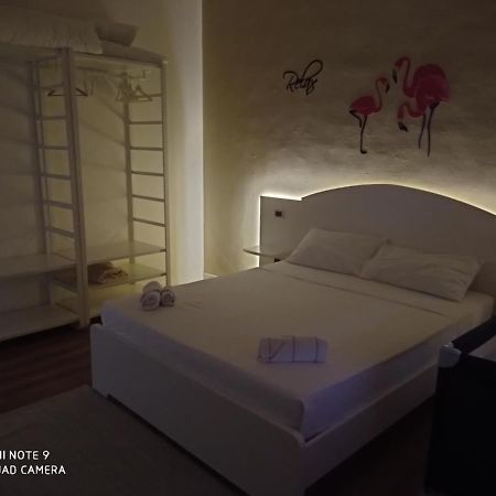 Ginny'S Room Quartu SantʼElena Exterior foto