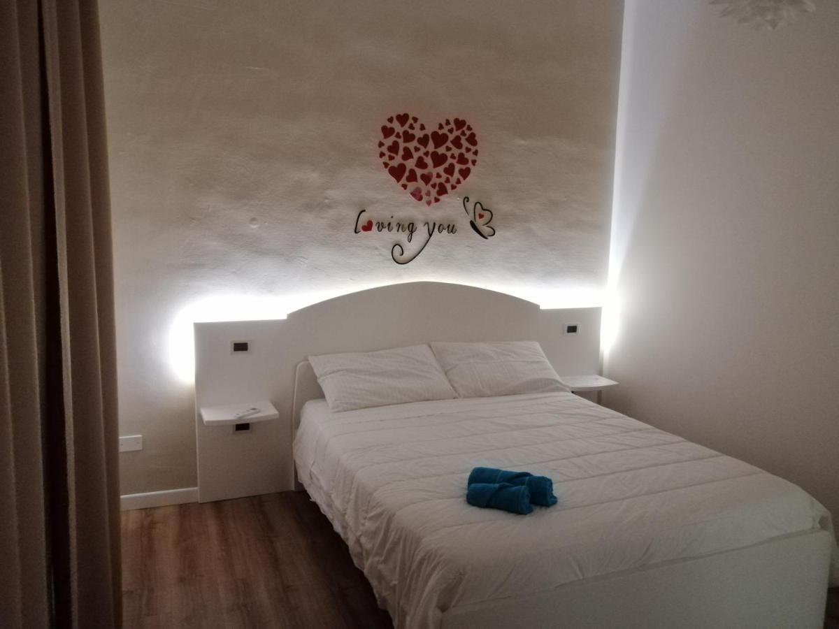 Ginny'S Room Quartu SantʼElena Exterior foto